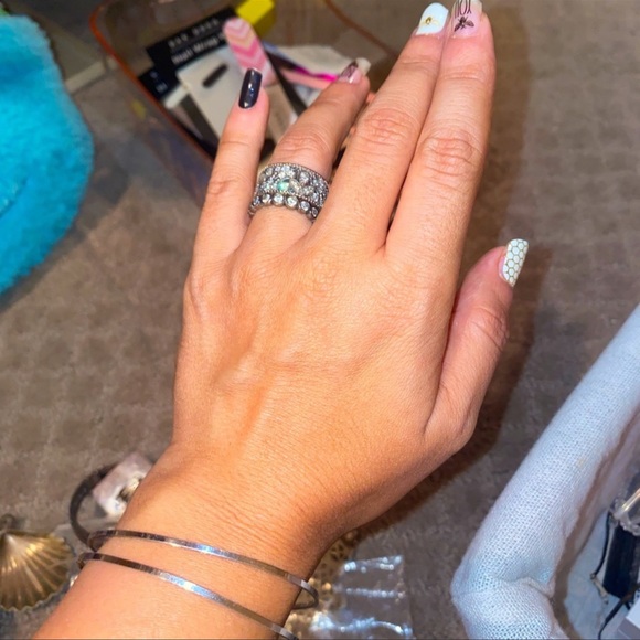 Bundle of 2 authentic Pandora rings - Picture 1 of 3